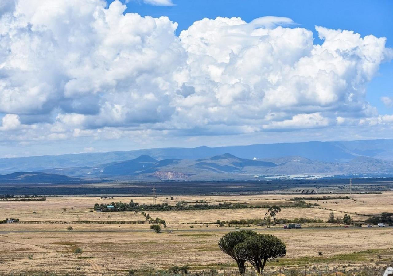 Ole Munyak-4 Bed House On The Hill Villa Naivasha Bagian luar foto